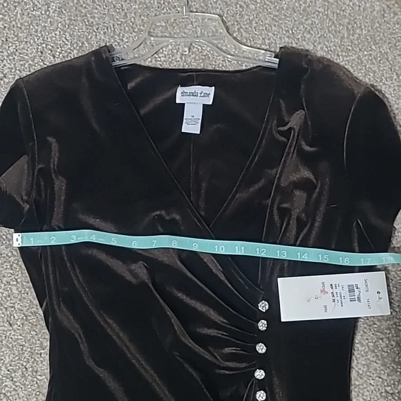 Amanda Lane Brown Velvet Midi Dress - Picture 3 of 6